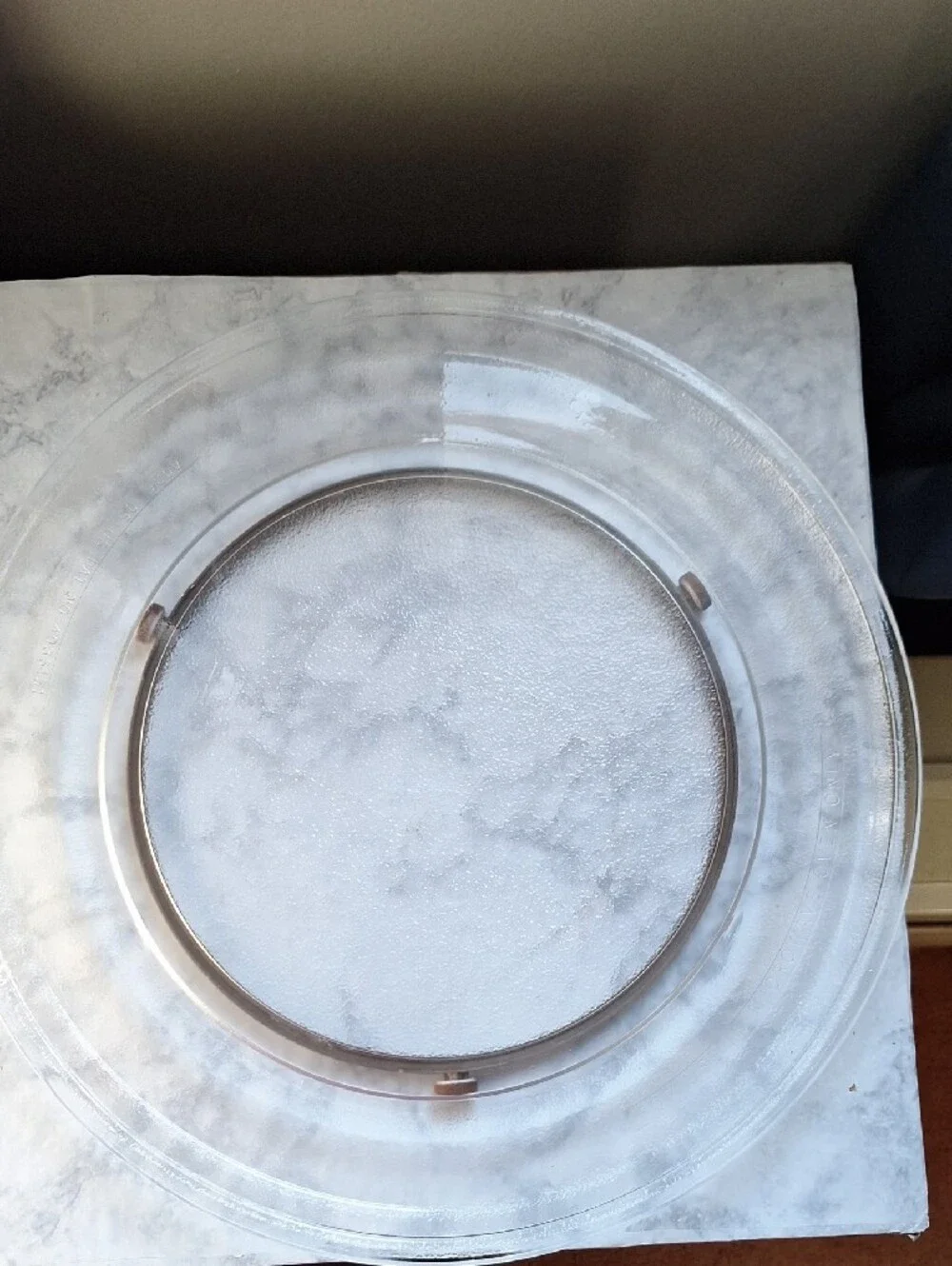 Sharp Clear Glass Round Serving Platter with Center Ring For Your Microwave A036